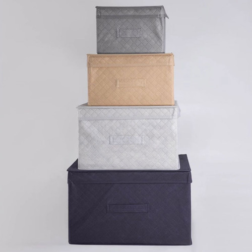 باکس لباس مقاوم برند Bernik با طراحی ساده و شیک